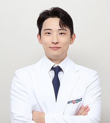 에이탑성형외과 이종석 원장